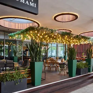 4* Hotel Century Urban Square