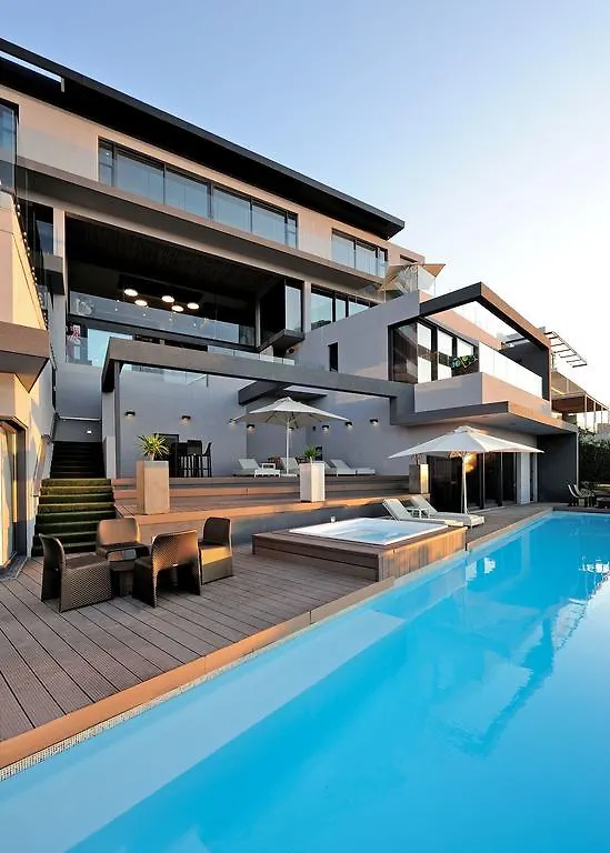 Sea Star Rocks Guest House Cape Town