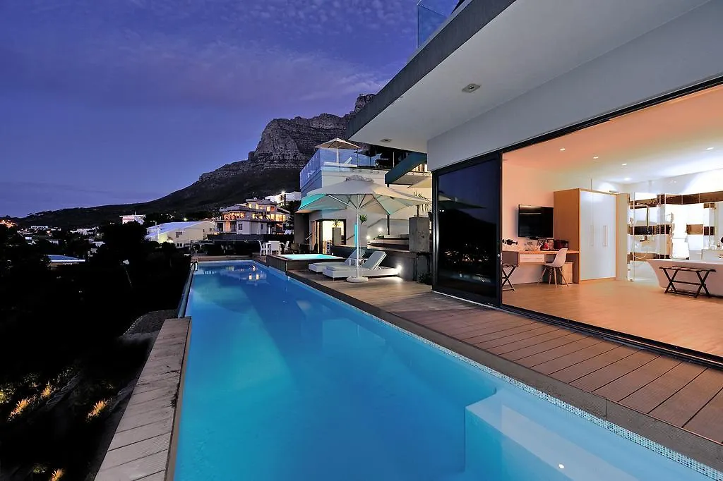 Sea Star Rocks Guest House Cape Town
