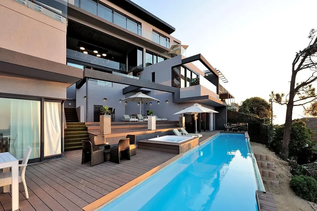 Sea Star Rocks Guest House Cape Town
